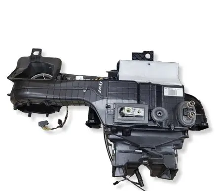 Peugeot 3008 I Interior heater climate box assembly 96844930XT