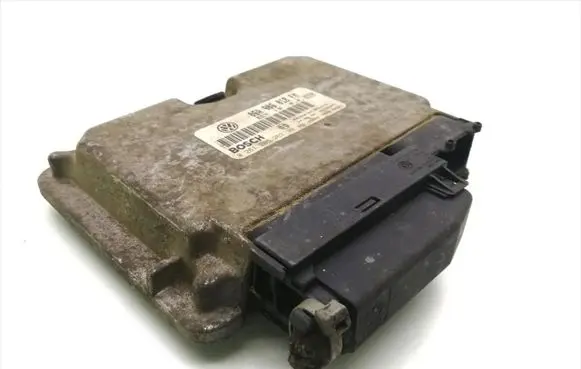 Volkswagen New Beetle Engine control unit/module 06A906018FM 0261206263 26SA6043