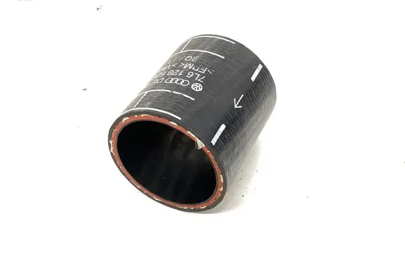 Audi Q7 4L Intercooler hose/pipe 7L6128628C