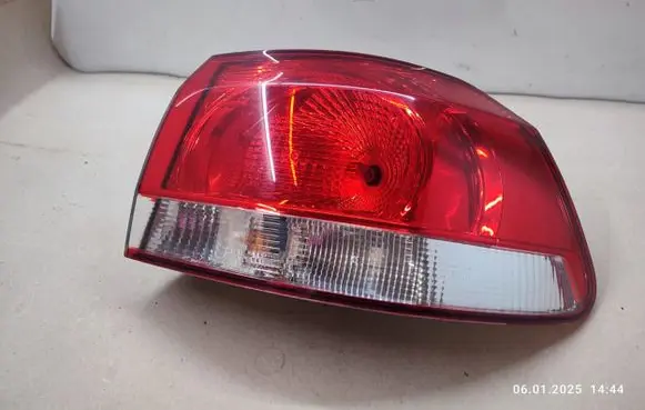 Rear/tail lights