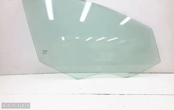Volvo XC60 Front door window glass four-door e243r001106