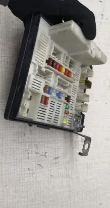 Renault Scenic II - Grand scenic II Fuse module 519158083 820048866