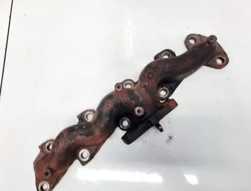 Nissan Almera Tino Exhaust manifold