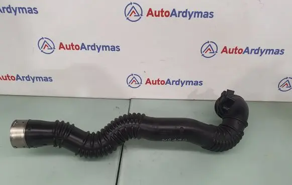 BMW 5 F10 F11 Intercooler hose/pipe 13717612096