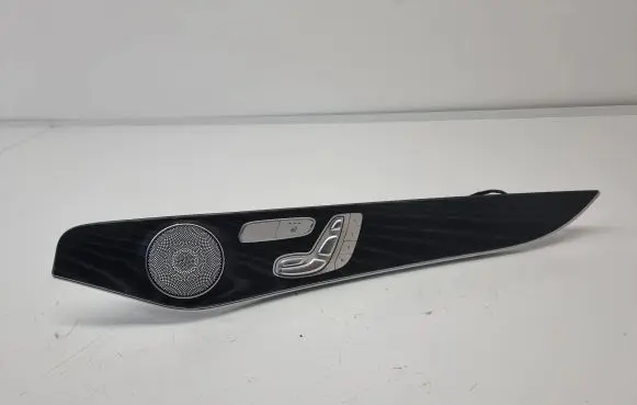 Mercedes-Benz GLC C253 Other front door trim element A2057202880