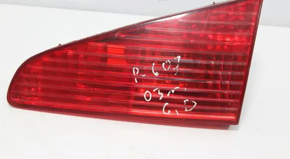 Peugeot 607 Tailgate rear/tail lights 2543D
