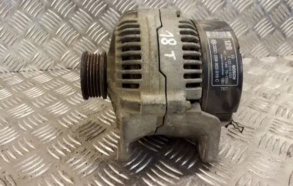Audi A4 S4 B5 8D Generator/alternator 0123510033 058903016C 120A