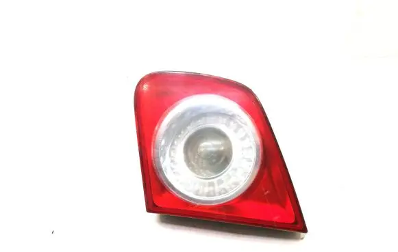 Volkswagen Jetta V Tailgate rear/tail lights 1K5945094