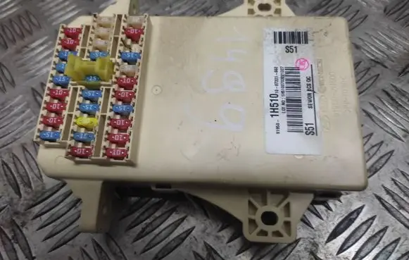 KIA Ceed Fuse box set 919501H510