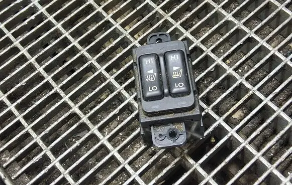 Subaru XV Seat heating switch 