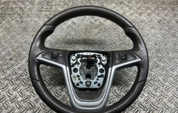 Opel Insignia A Steering wheel