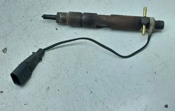Skoda Fabia Mk1 (6Y) Fuel injector
