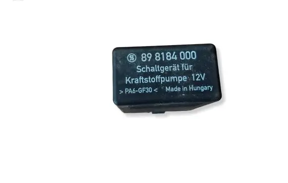 Mercedes-Benz S W126 Fuel pump relay 898184000