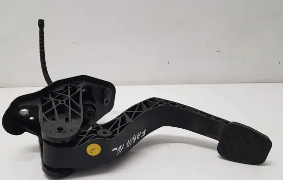 Skoda Fabia Mk3 (NJ) Clutch pedal 6C1721059G 8K0973705 6R0721388D