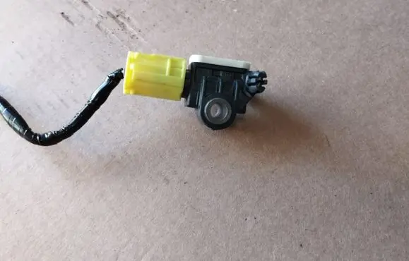 Mitsubishi ASX Airbag deployment crash/impact sensor 8651A166