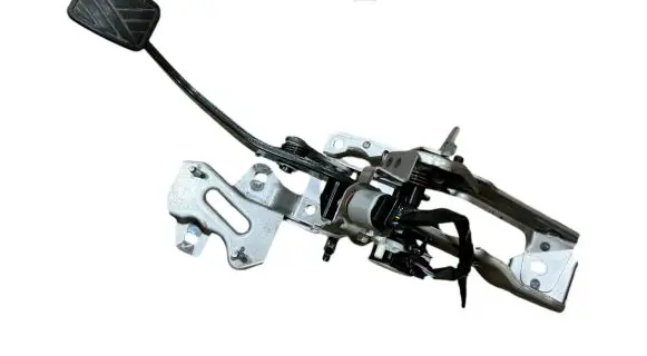 Suzuki Swift III Brake pedal