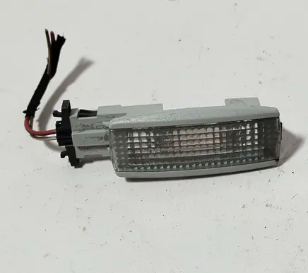 Volkswagen Touran I Other interior light 3B0947113