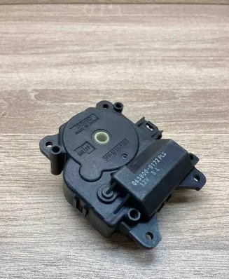 Lexus IS 220D-250-350 Air flap motor/actuator 0638000172