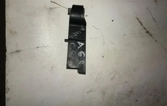 Audi A6 S6 C6 4F Headlight/headlamp mounting bracket