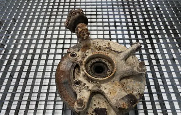 Nissan Terrano Front wheel hub spindle knuckle