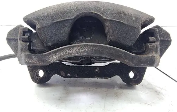 Volkswagen Golf VII Front brake caliper