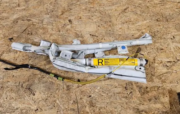 Toyota Prius (XW30) Roof airbag 6217047020