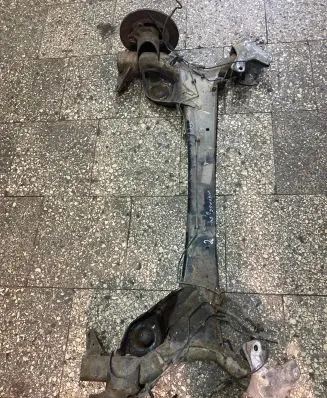 Renault Megane III Rear axle beam 
