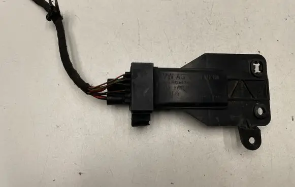 Seat Ibiza IV (6J,6P) Coolant fan relay 5J0919506 HW05H007