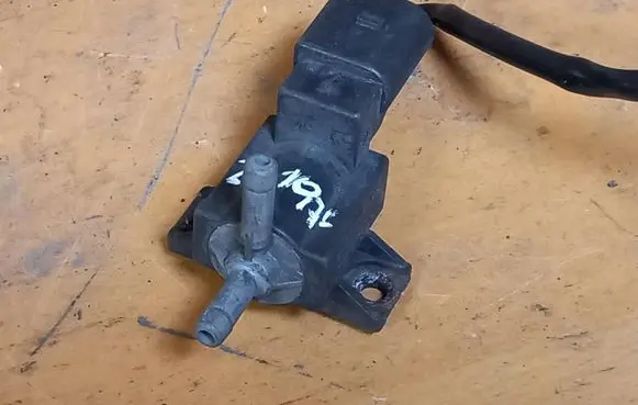 Volkswagen Crafter Turbo solenoid valve 59001170405