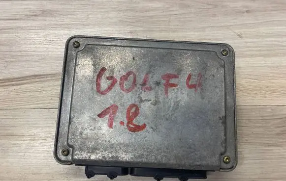 Volkswagen Golf IV Engine control unit/module 06A906018EF 0261206324
