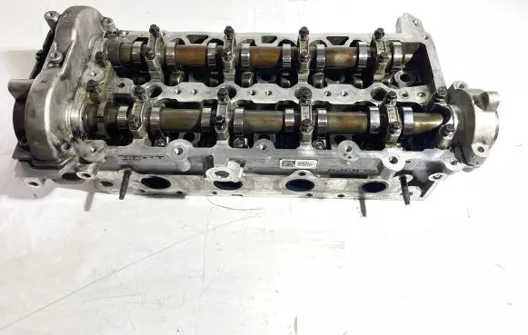 Volvo S60 Engine head P31401431 S412200580 VAD701