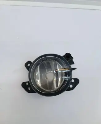 Mercedes-Benz CLS C219 Front fog light A2518200856 0305076002