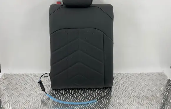 BMW 5 G60 G61 Rear seat