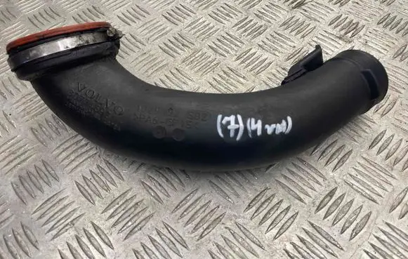 Volvo XC70 Intercooler hose/pipe 30774692