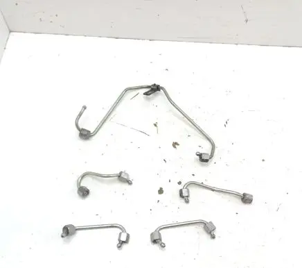 Land Rover Evoque II Fuel injector supply line/pipe 