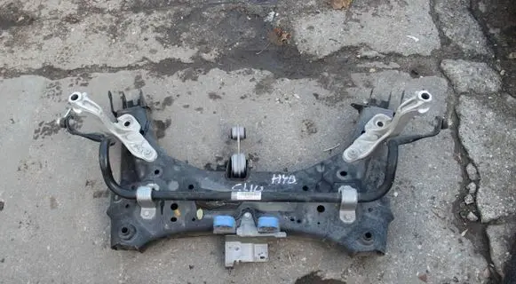 Renault Clio V Front subframe