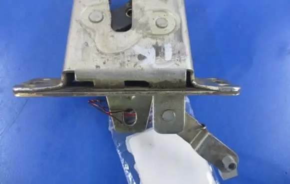 Opel Astra G Tailgate/trunk/boot lock/catch/latch