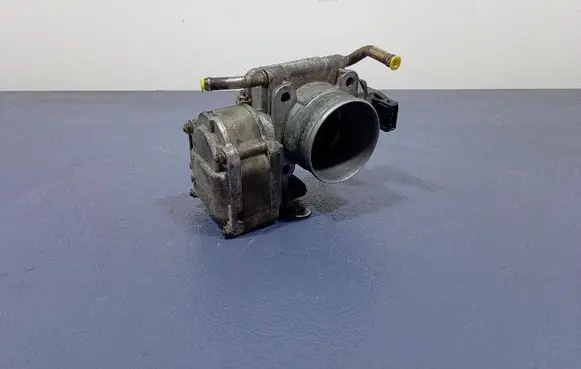 Mitsubishi Carisma Throttle body valve EAC60003