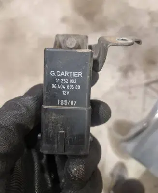 Mitsubishi Outlander Glow plug pre-heat relay 51252002