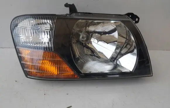 Mitsubishi Pajero Headlight/headlamp 100-87420