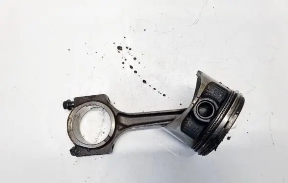 Chrysler Stratus Piston with connecting rod