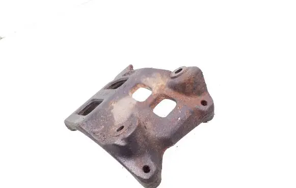 Toyota Corolla E120 E130 A/C compressor mount bracket 246260477
