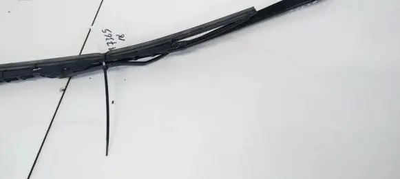 Citroen Xsara Front wiper blade arm