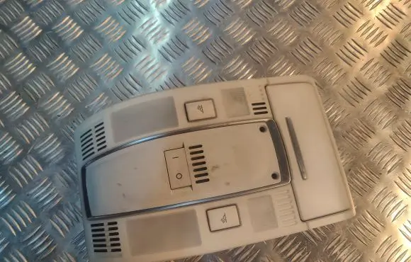 Audi A6 S6 C6 4F Front seat light 4F0947135