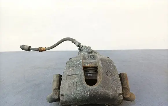 Mazda 5 Front brake caliper 