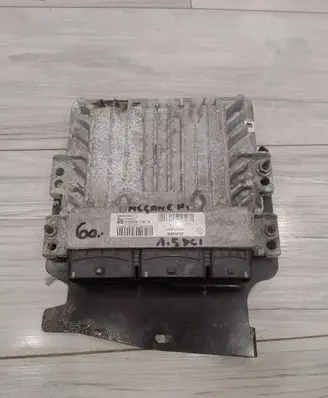 Renault Megane III Engine control unit/module ECU 237100307R