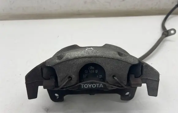 Toyota Yaris XP210 Front brake caliper 9797