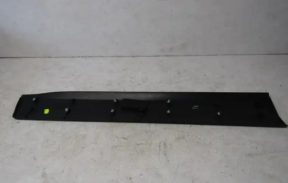 Opel Crossland X Front door trim (molding) 13482097