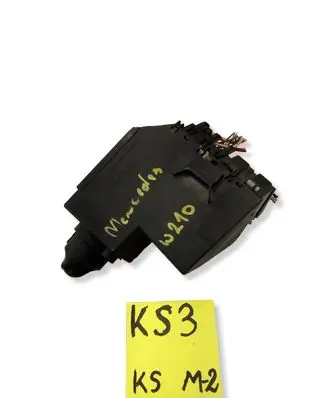 Mercedes-Benz E W210 Light switch 2105450104