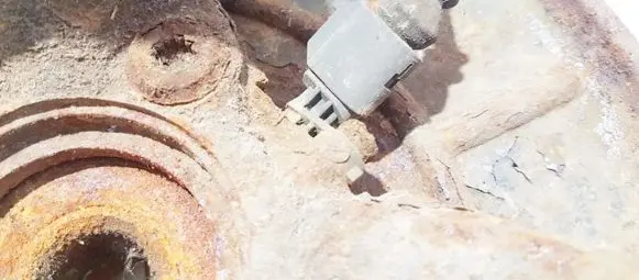 Volkswagen Golf V ABS brake wheel speed sensor